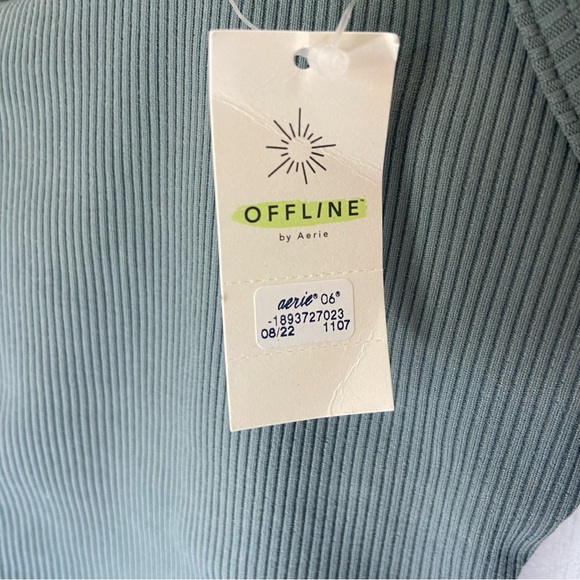 NWT Offline by Aerie Workout Top - Picture 3 of 6